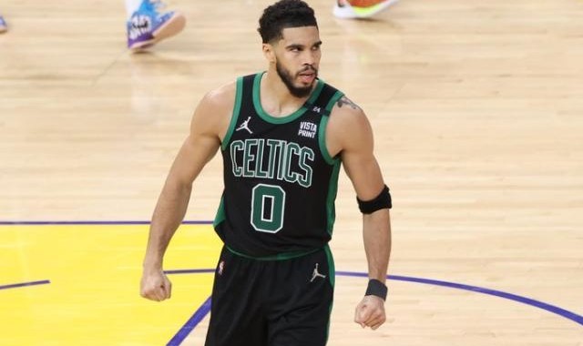 世俱杯参赛资格-总决赛前五场发挥欠佳 生死战绿军仍需仰仗塔图姆