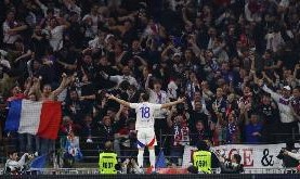 里昂未按时提交欧战参赛许可文件，预计将在数日内解决