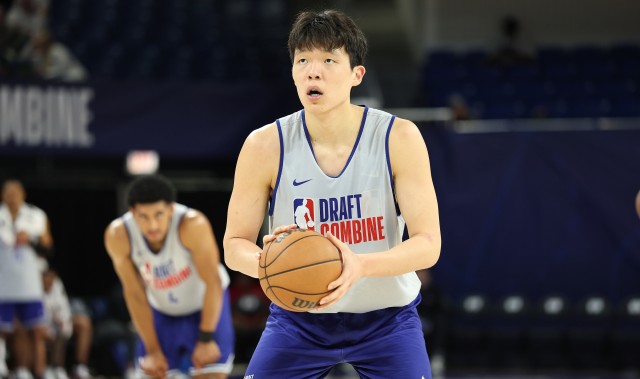 媒体人：杨瀚森第二站试训表现依然不错，未必会参加所有球队试训