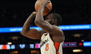 世俱杯参赛资格-小哈达威：我不能让球队失望 努力以强势表现完成剩余常规赛