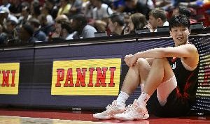 体能考验！开拓者明天还要打灰熊 杨瀚森完成首秀就迎来背靠背